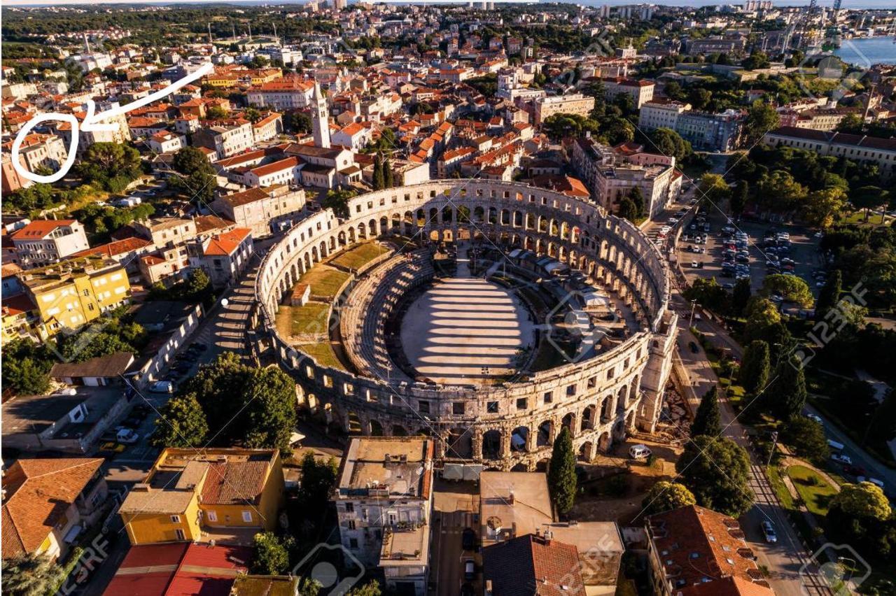 Center Arena Belvedere And Pula